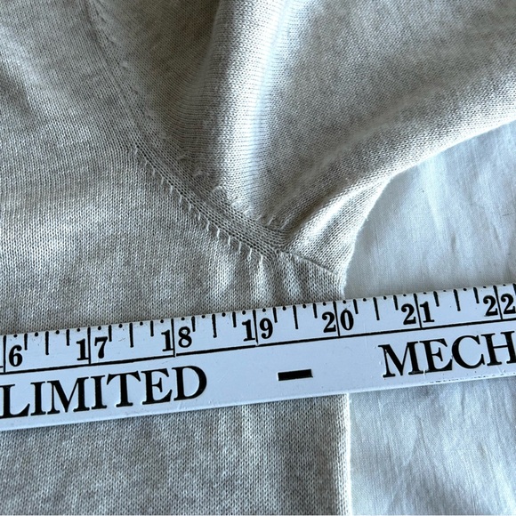 J. Jill Heather Beige Lightweight V-Neck Tunic Knit Cardigan - Picture 12 of 14